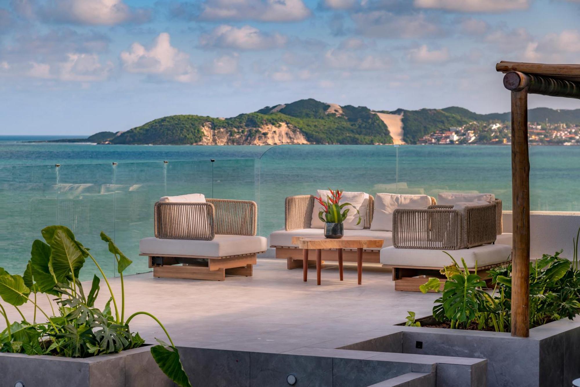 Serhs Natal Grand Hotel & Resort Екстериор снимка View of Koh Chang from the resort
